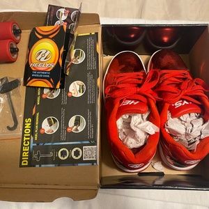 Heelys Propel Chrome Kids Red Synthetic Lifestyle Sneakers Youth Size 4, Woman 5